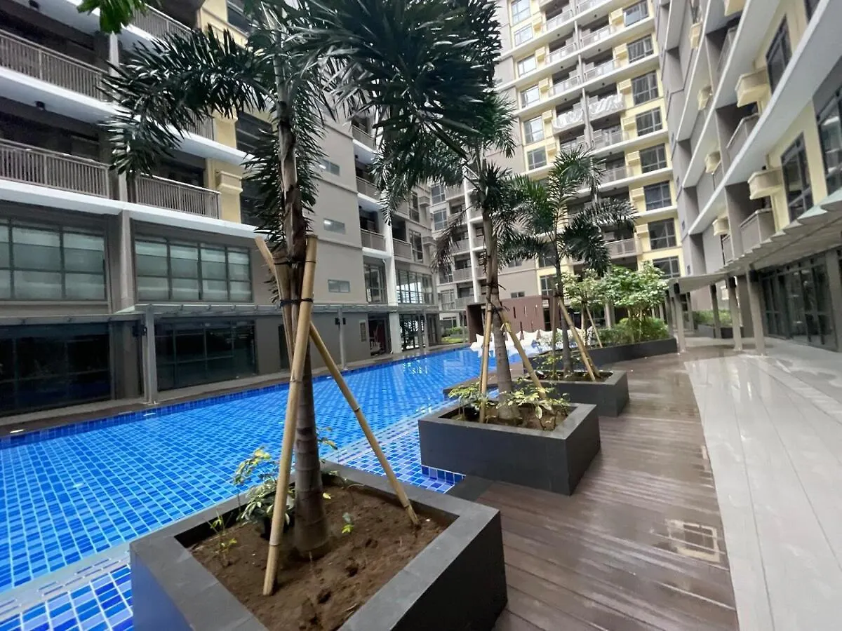 Spacious 2Br Luxury Suite Across Okada, Airport Manila Philippines