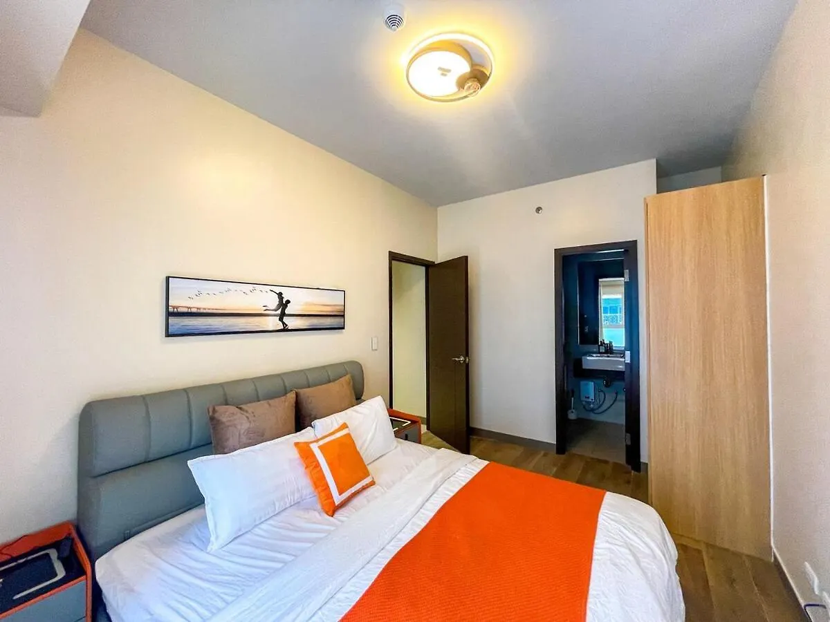 Apartment Spacious 2Br Luxury Suite Across Okada, Airport Manila