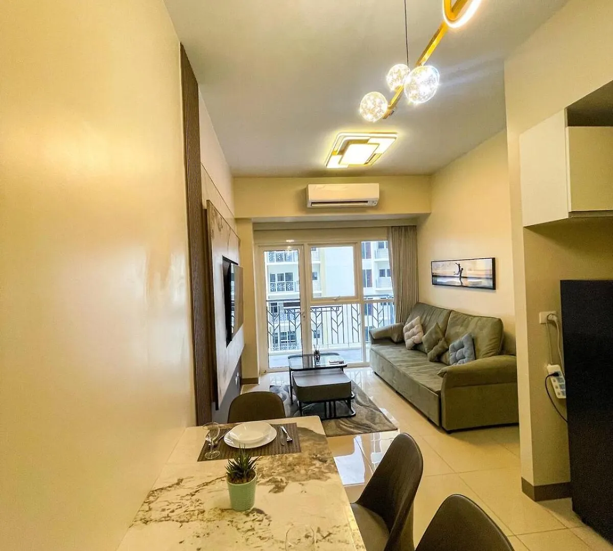 Spacious 2Br Luxury Suite Across Okada, Airport Manila 0*,  Philippines