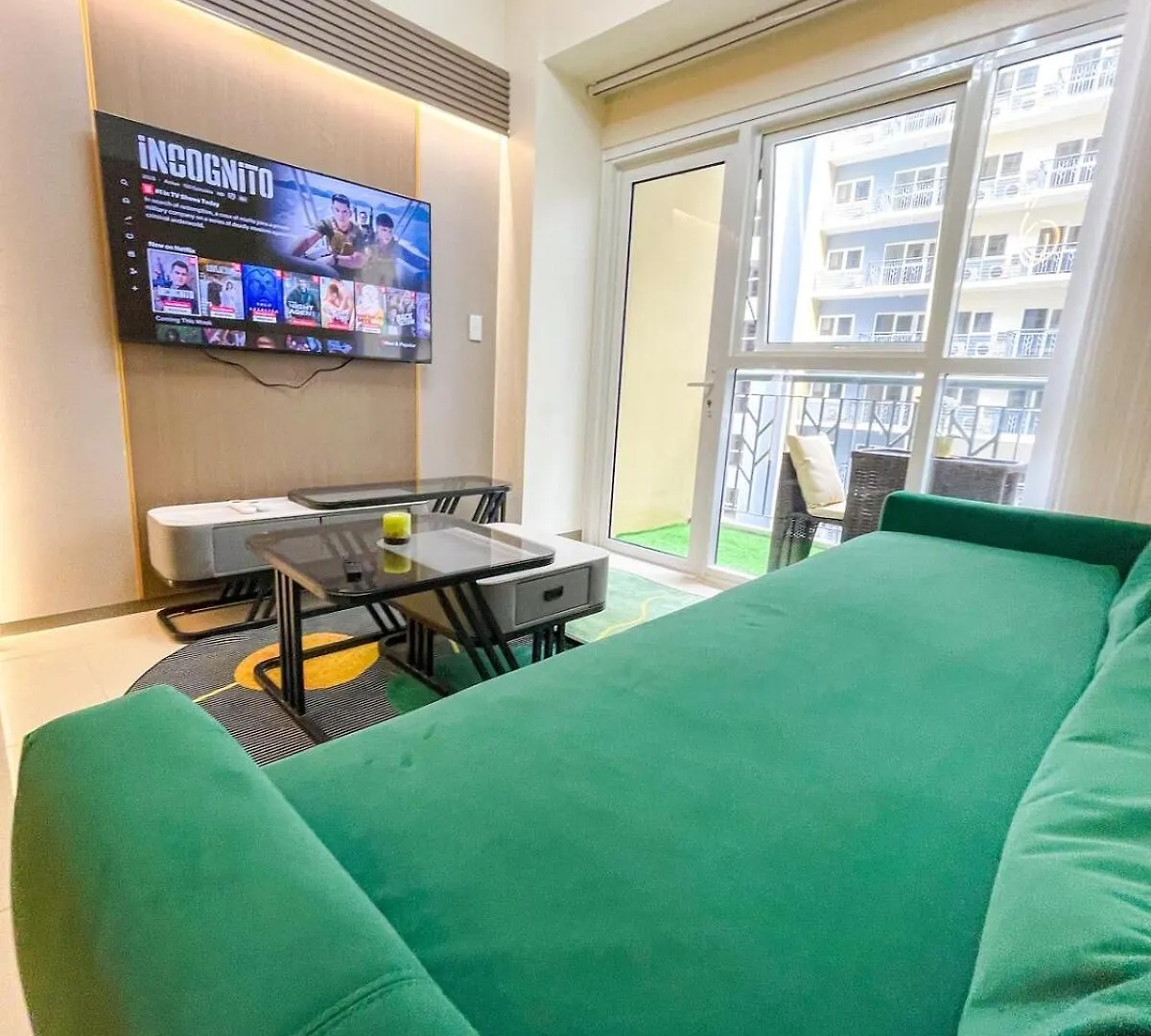 Spacious 2Br Luxury Suite Across Okada, Airport Manila Apartment